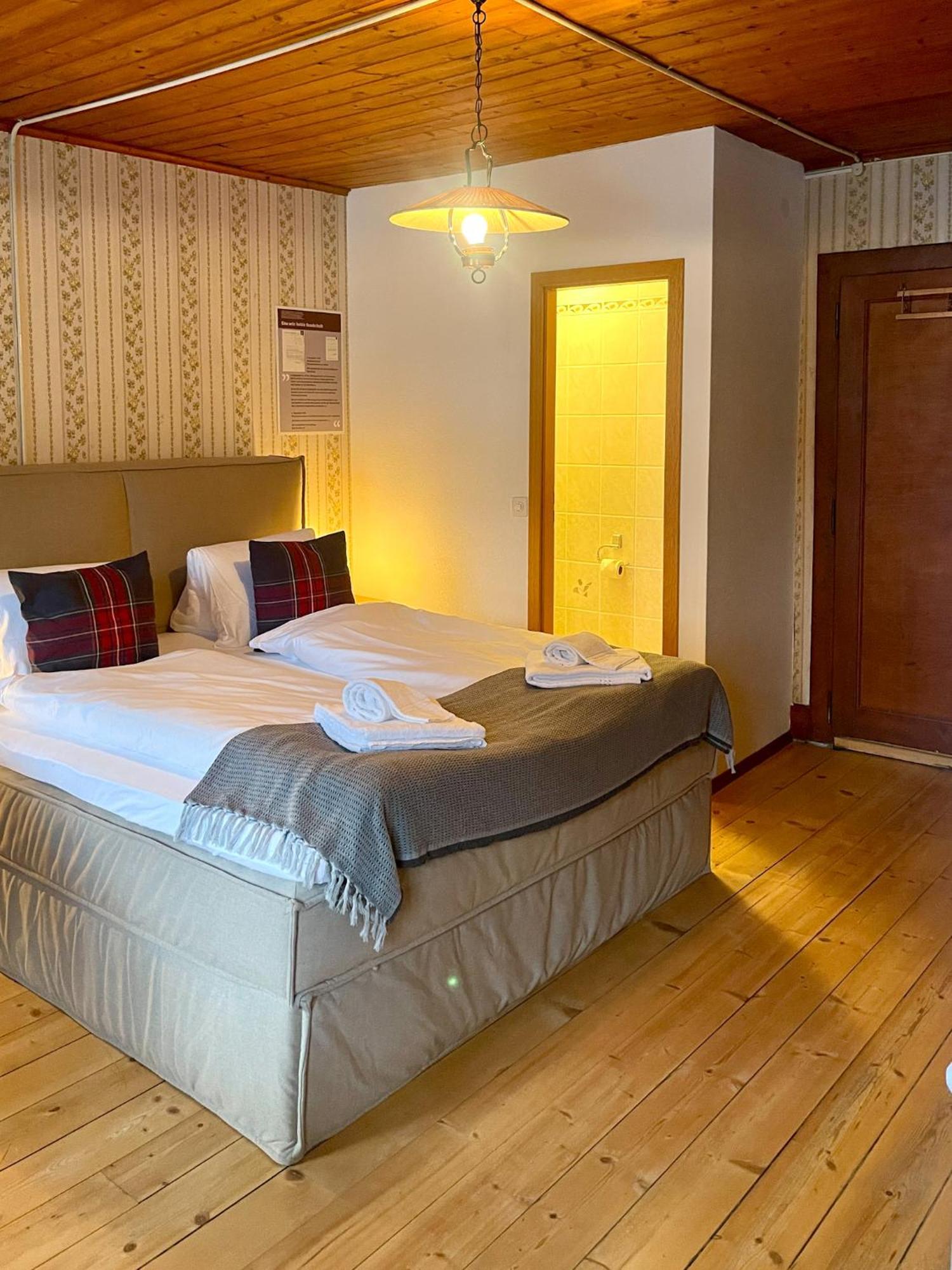 Du Glacier Boutique & Traditions Hotel فيش المظهر الخارجي الصورة