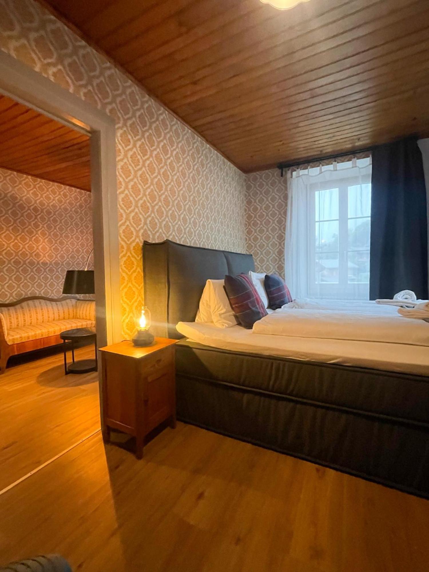 Du Glacier Boutique & Traditions Hotel فيش المظهر الخارجي الصورة