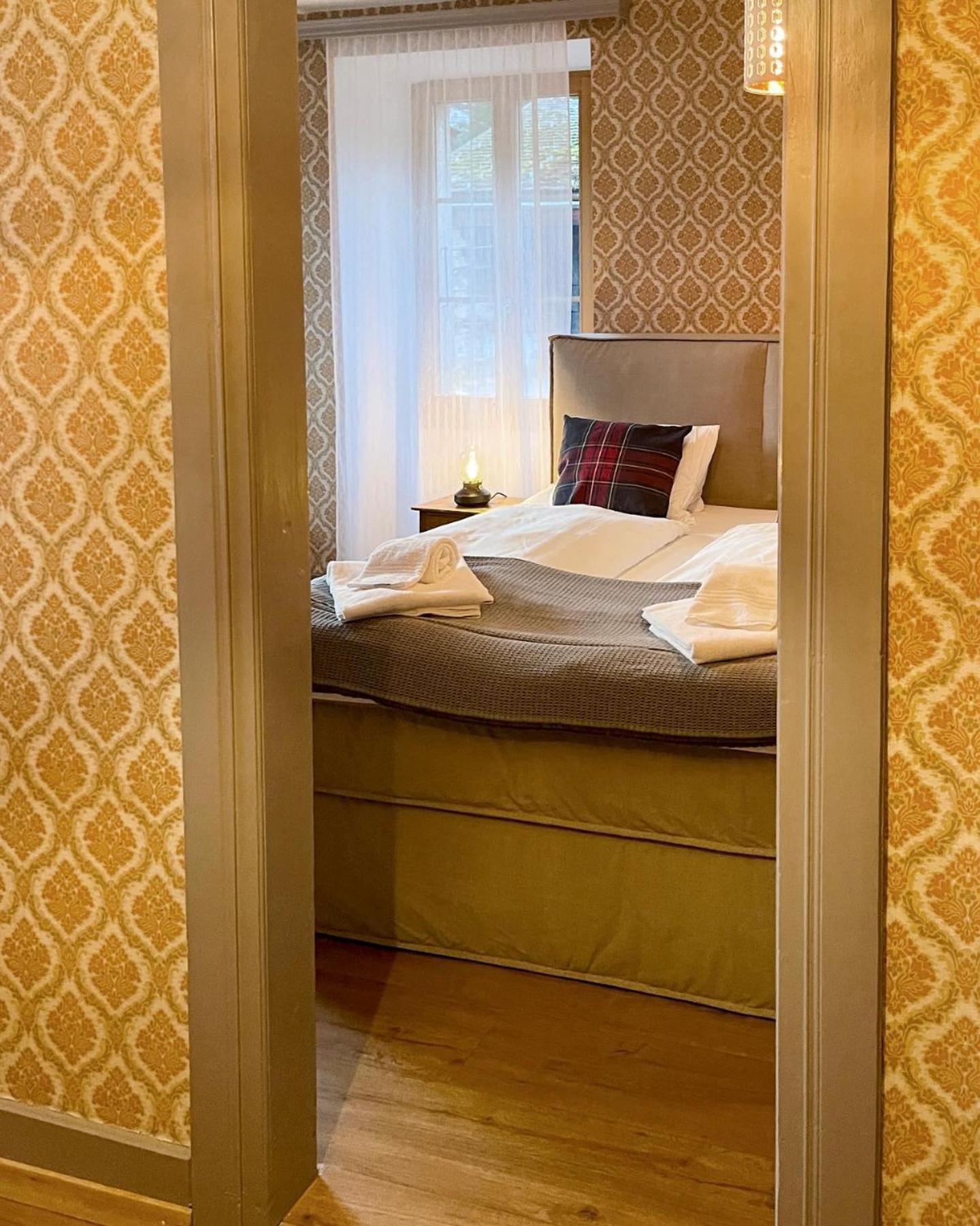 Du Glacier Boutique & Traditions Hotel فيش المظهر الخارجي الصورة